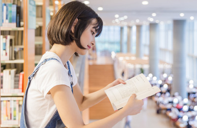 带您走进当代外语
