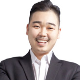 Dan 何